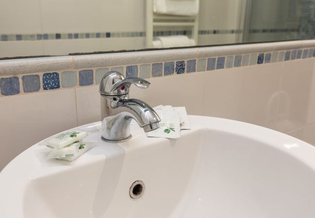Appartamento a Roma - Termini Station Lightsome 3BR Apartment Appartamento a Roma - Termini Station Lightsome 3BR Apartment