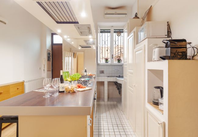 Appartamento a Roma - Termini Station Lightsome 3BR Apartment Appartamento a Roma - Termini Station Lightsome 3BR Apartment