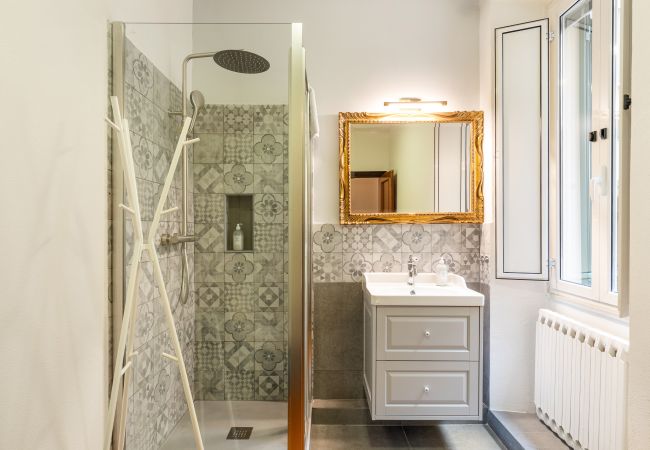 Appartamento a Roma - Monti Charming Amphora Apartment Appartamento a Roma - Monti Charming Amphora Apartment