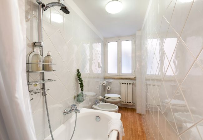 Appartamento a Roma - Monti Charming Amphora Apartment Appartamento a Roma - Monti Charming Amphora Apartment