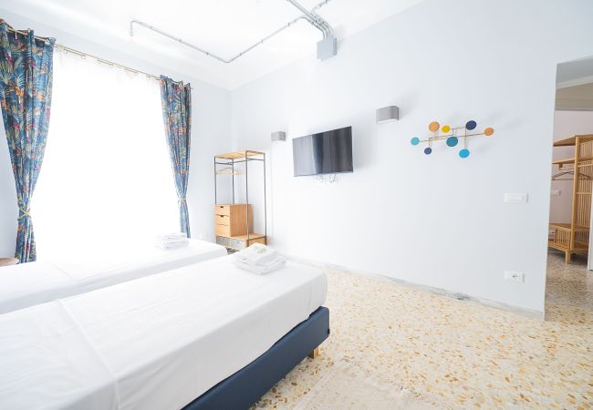 Appartamento a Roma - Trastevere Lovely 2 BR Apartment Appartamento a Roma - Trastevere Lovely 2 BR Apartment
