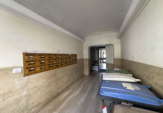 Appartamento a Roma - Bright and Lovely Apartment in San Lorenzo Appartamento a Roma - Bright and Lovely Apartment in San Lorenzo