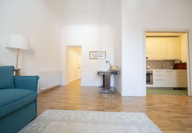 Appartamento a Roma - Bright and Lovely Apartment in San Lorenzo Appartamento a Roma - Bright and Lovely Apartment in San Lorenzo