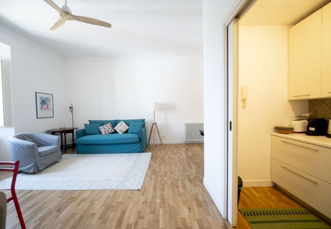 Appartamento a Roma - Bright and Lovely Apartment in San Lorenzo Appartamento a Roma - Bright and Lovely Apartment in San Lorenzo