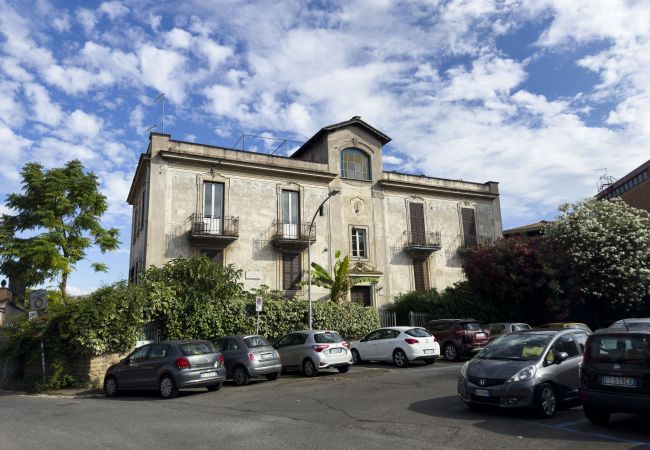 Appartamento a Roma - Unique Garden Apartment near Caracalla Baths Appartamento a Roma - Unique Garden Apartment near Caracalla Baths