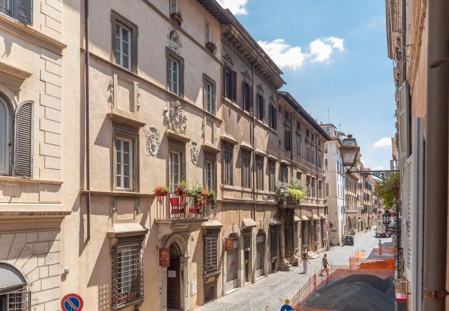 Appartamento a Roma - Elegance and Charm in Splendid Via Giulia Appartamento a Roma - Elegance and Charm in Splendid Via Giulia