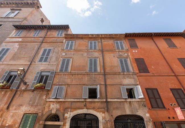 Appartamento a Roma - Elegance and Charm in Splendid Via Giulia Appartamento a Roma - Elegance and Charm in Splendid Via Giulia