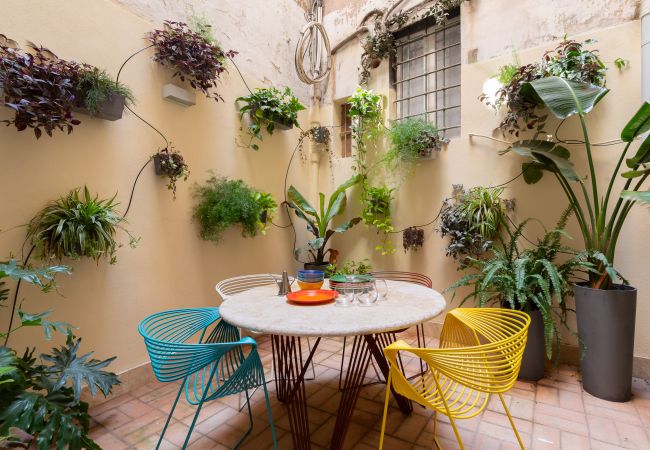 Appartamento a Roma - Elegance and Charm in Splendid Via Giulia Appartamento a Roma - Elegance and Charm in Splendid Via Giulia