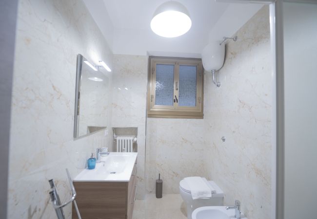 Appartamento a Roma - Spacious and Bright Family Apartment in Pigneto Appartamento a Roma - Spacious and Bright Family Apartment in Pigneto