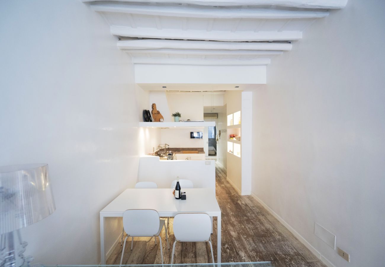Appartamento a Roma - Elegant Roman Retreat in Piazza Sforza Cesarini