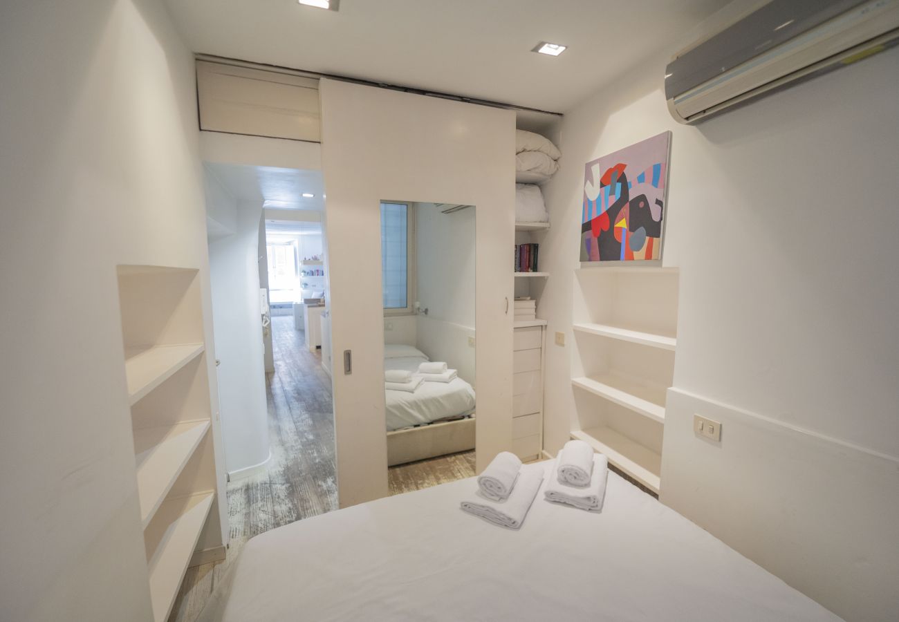 Appartamento a Roma - Elegant Roman Retreat in Piazza Sforza Cesarini