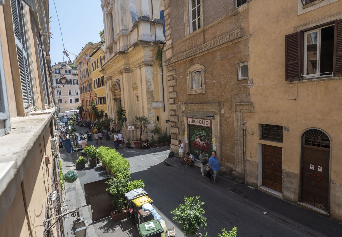 Appartamento a Roma - Elegant Roman Retreat in Piazza Sforza Cesarini
