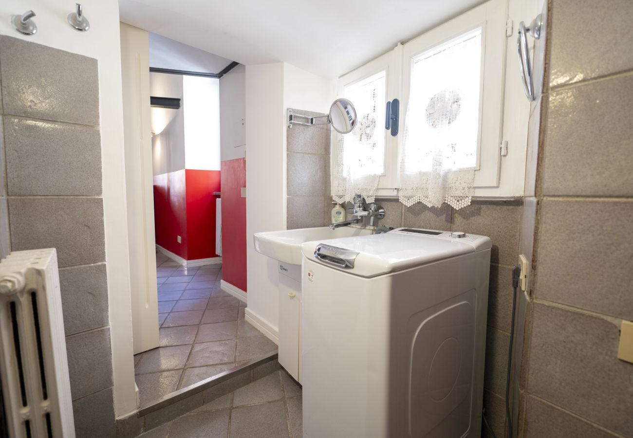 Appartamento a Roma - The Scarlet Loft in Trastevere