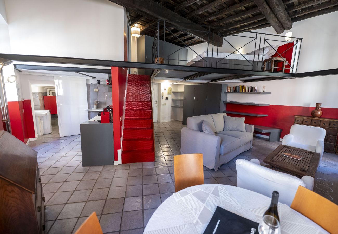 Appartamento a Roma - The Scarlet Loft in Trastevere