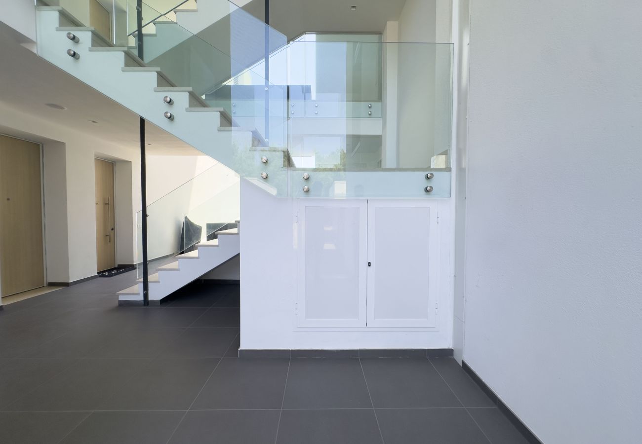 Appartamento a Roma - Modern Family 2 BR Apartment in Residential Area