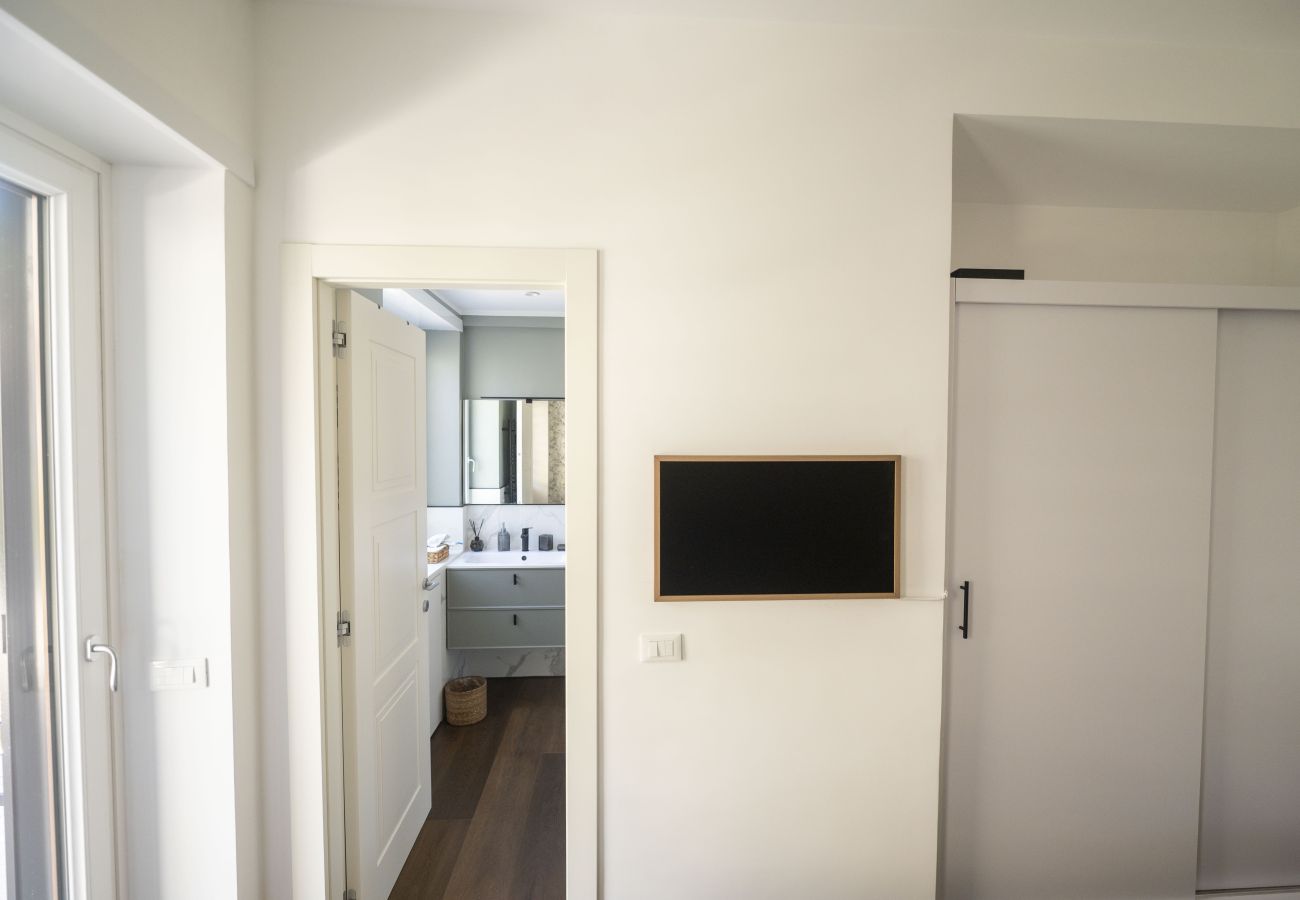 Appartamento a Roma - Roman Terrace & Soul in Peaceful Area