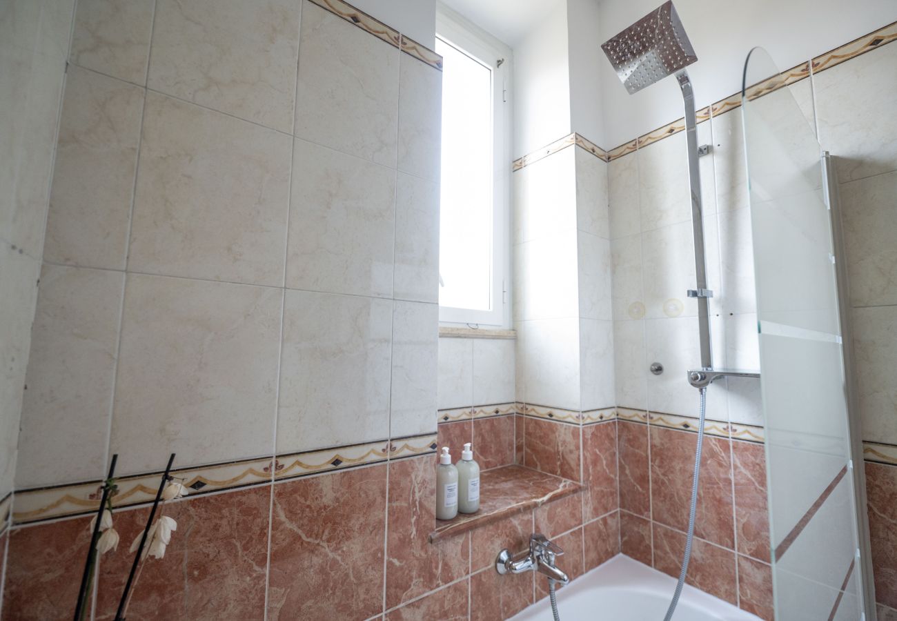 Appartamento a Roma - Lovely 2BR in Testaccio – Your Roman Home Base