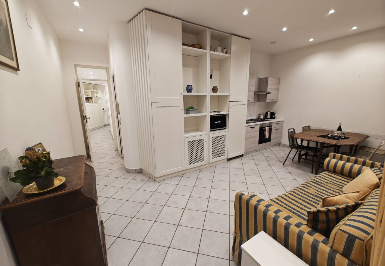 Appartamento a Roma - Secret Corner with Balcony in Rome