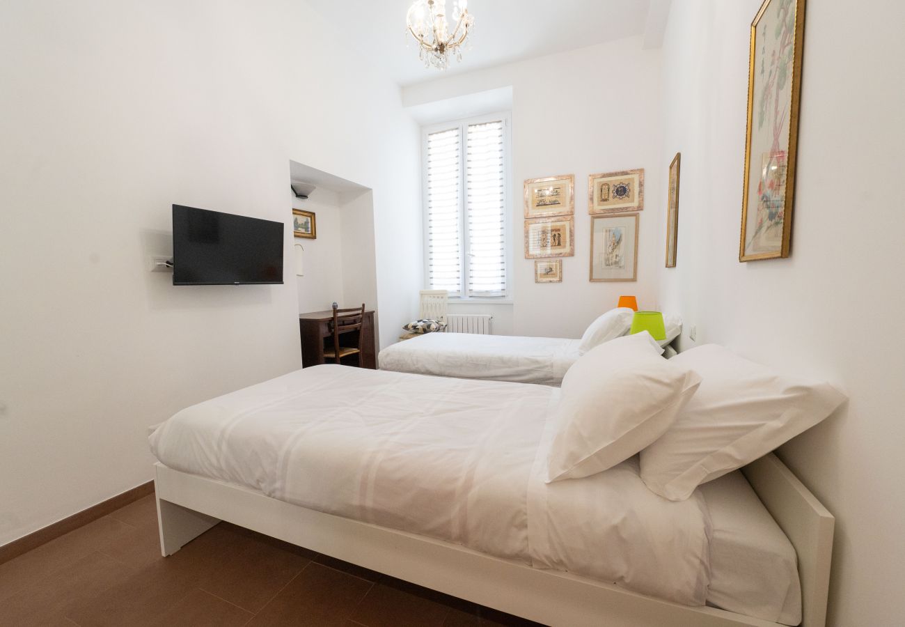Appartamento a Roma - Ernesta 3BR Lovely Home by The Spanish Steps