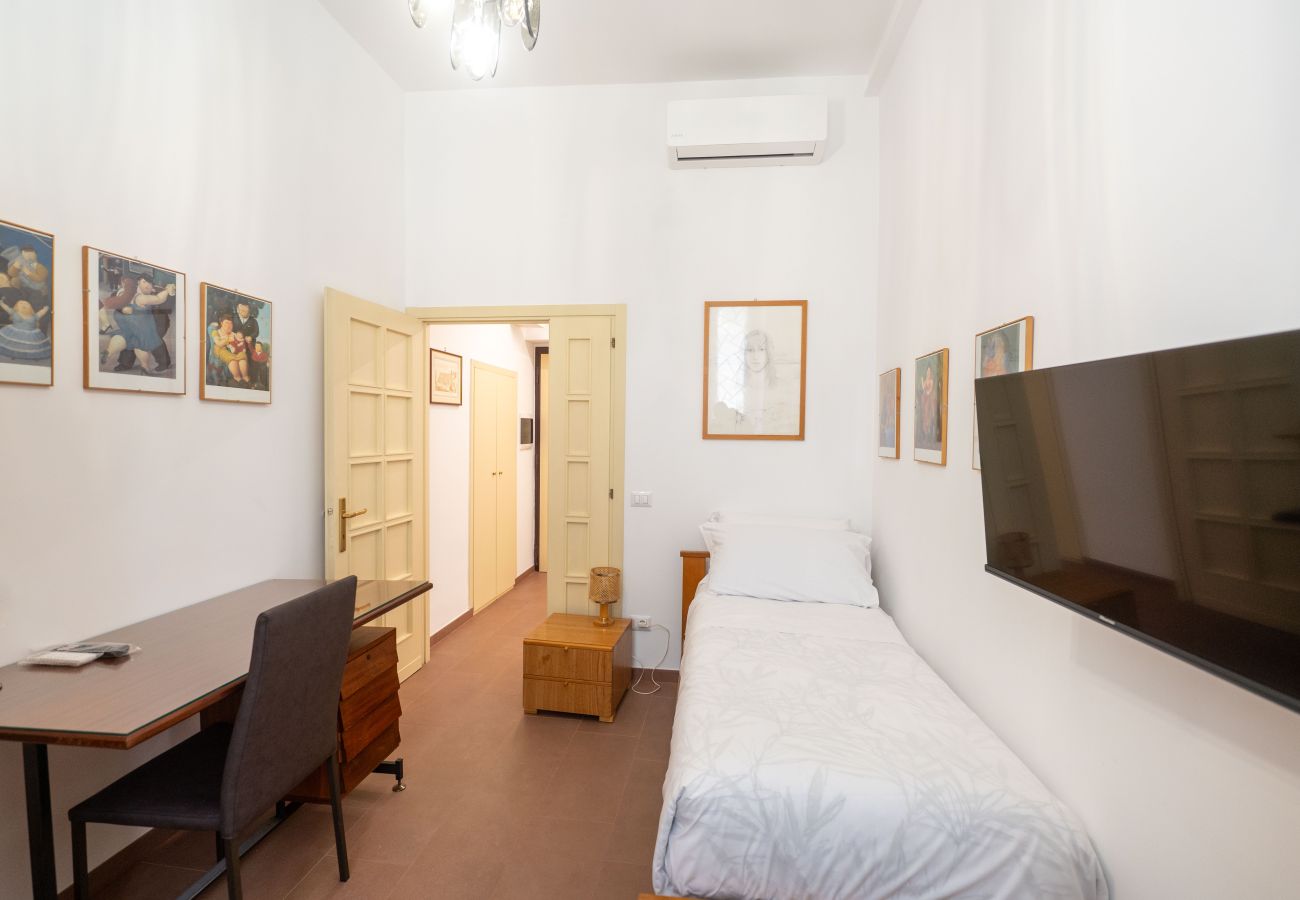 Appartamento a Roma - Ernesta 3BR Lovely Home by The Spanish Steps