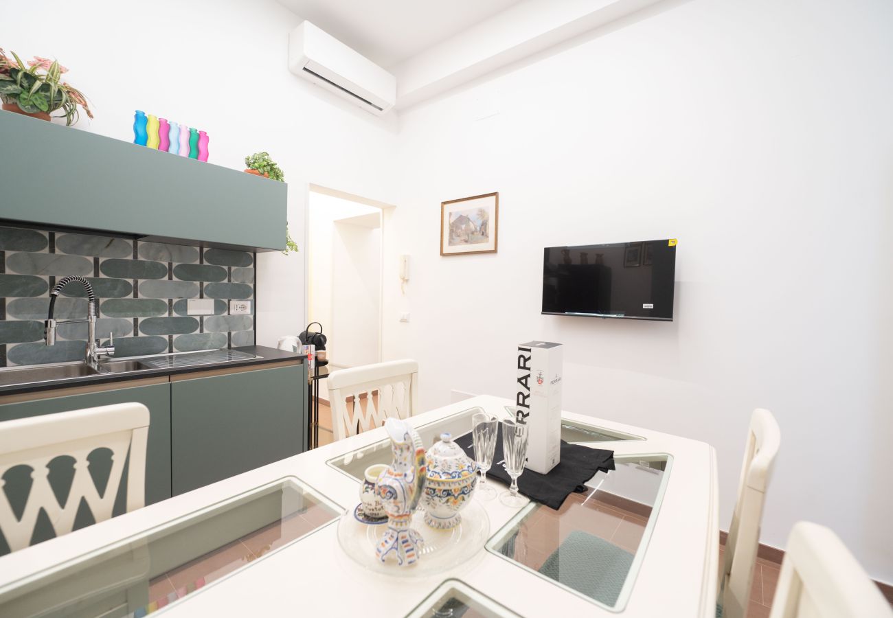 Appartamento a Roma - Ernesta 3BR Lovely Home by The Spanish Steps