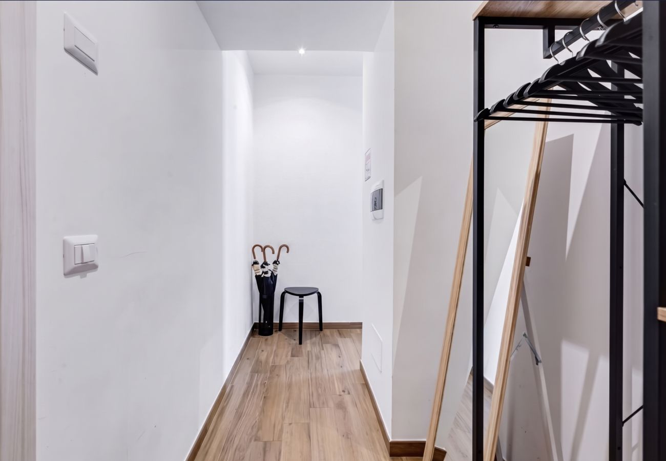 Appartamento a Roma - Spacious 4BR Family Apartment Near Termini 