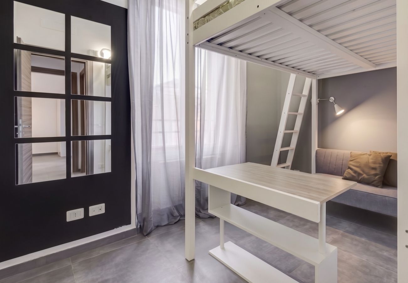 Appartamento a Roma - Spacious 4BR Family Apartment Near Termini 