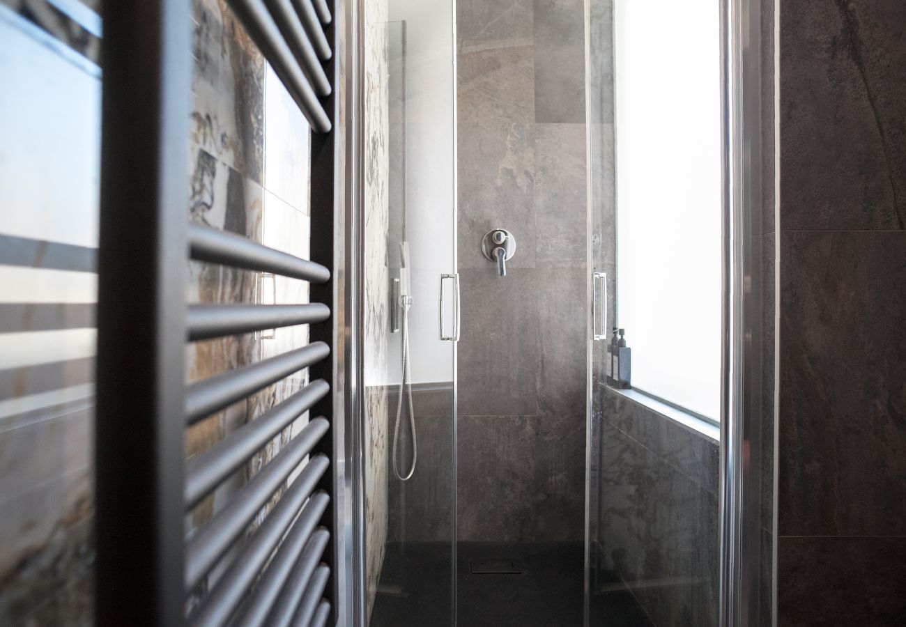 Appartamento a Roma - Spacious 4BR Family Apartment Near Termini 