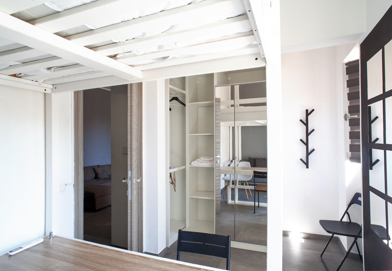 Appartamento a Roma - Spacious 4BR Family Apartment Near Termini 