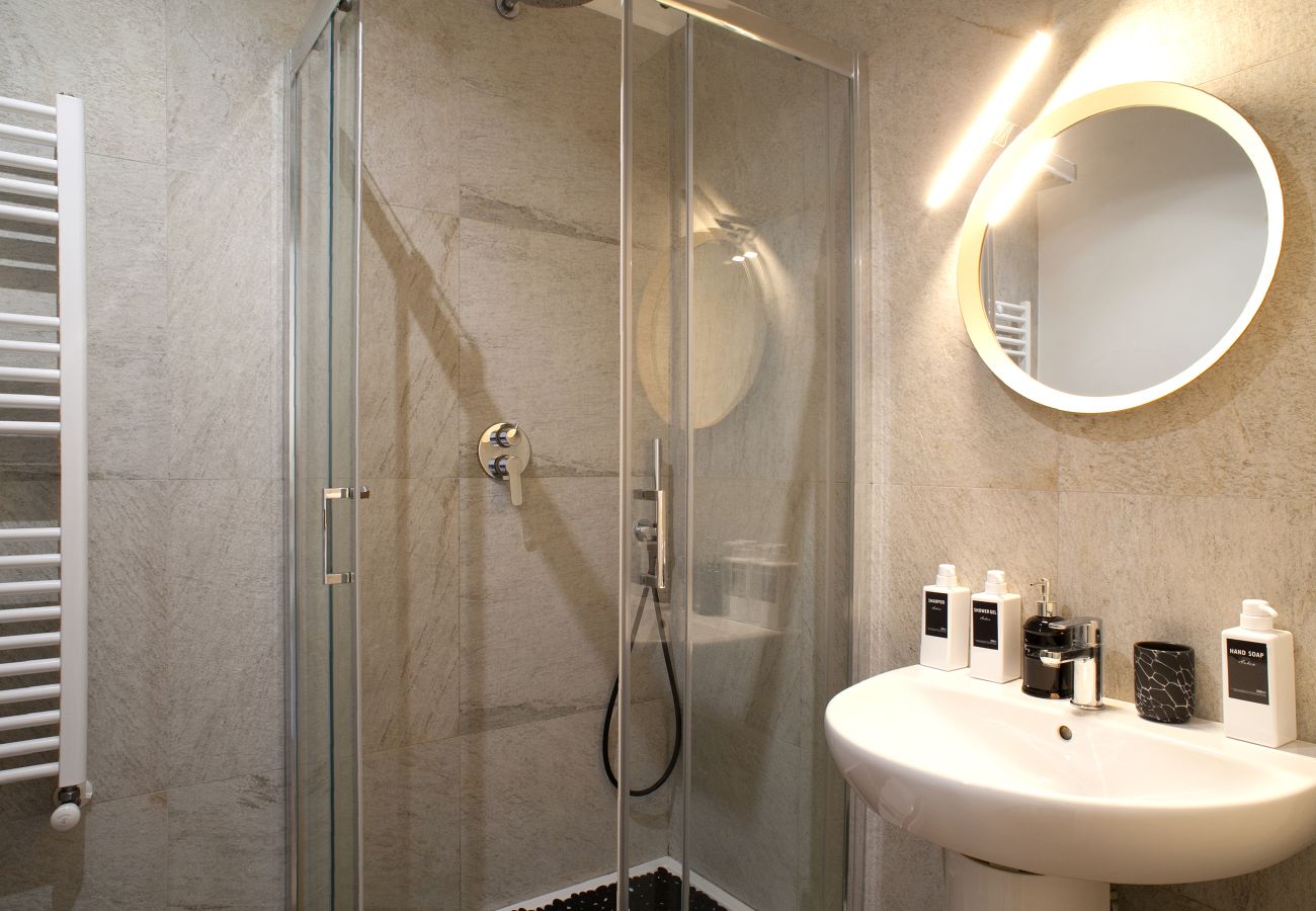 Appartamento a Roma - Spacious 4BR Family Apartment Near Termini 