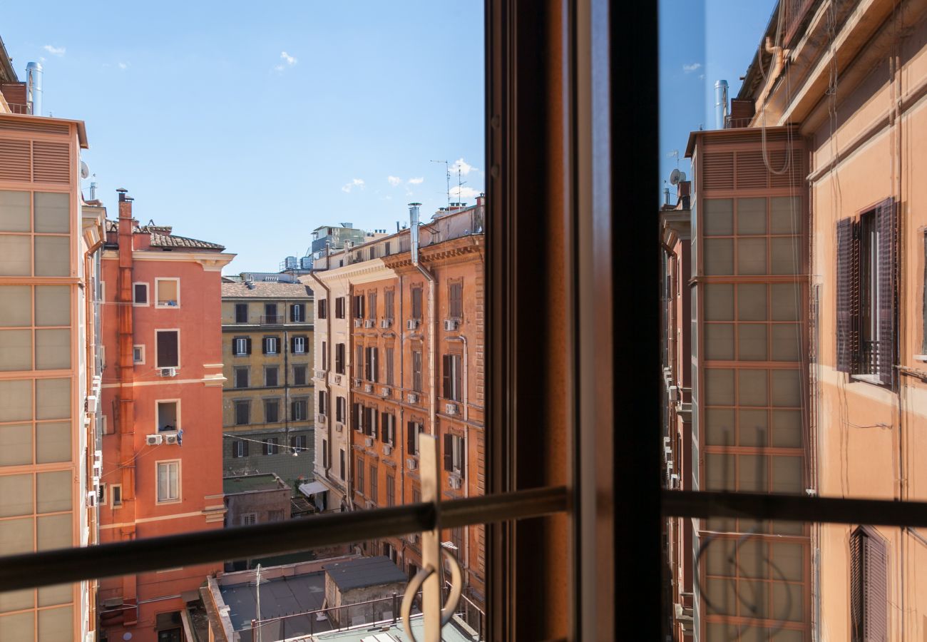 Appartamento a Roma - Spacious 4BR Family Apartment Near Termini 
