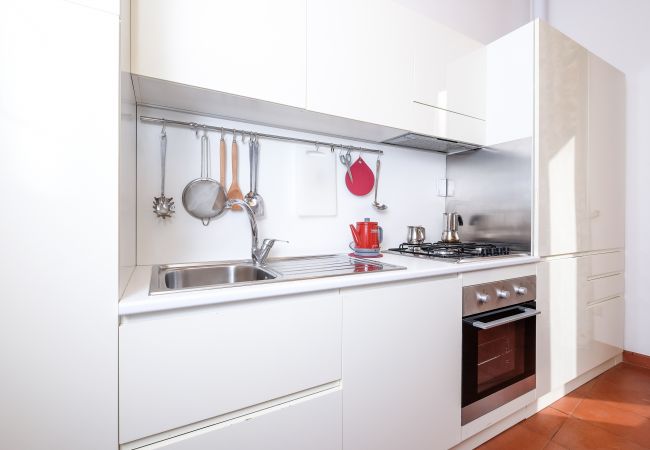 Apartment in Roma - Trastevere Charming Retreat on Cobblestone Street Apartment in Roma - Trastevere Charming Retreat on Cobblestone Street