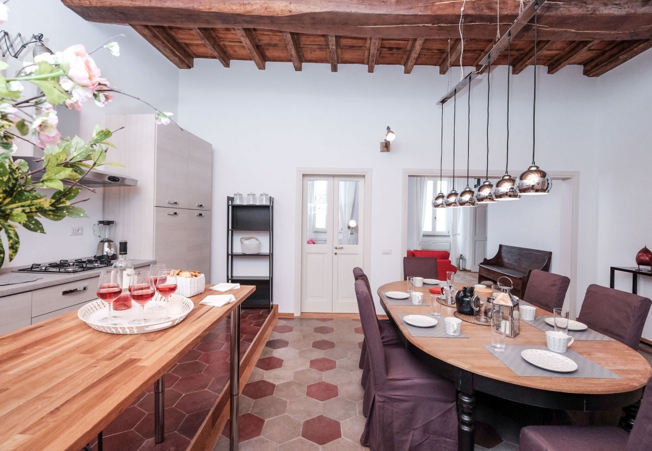 Apartment in Rome - Regal Home in Trastevere