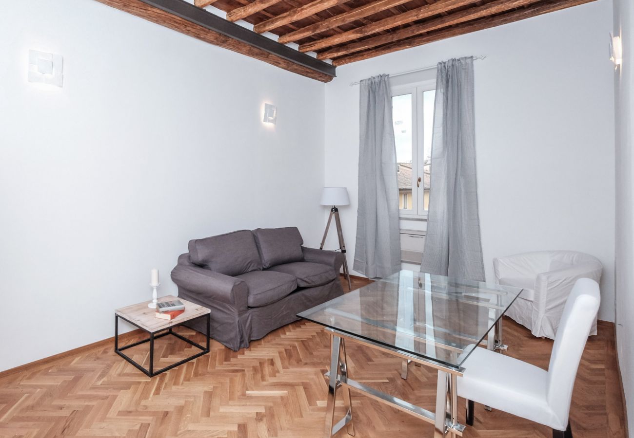 Apartment in Rome - Regal Home in Trastevere