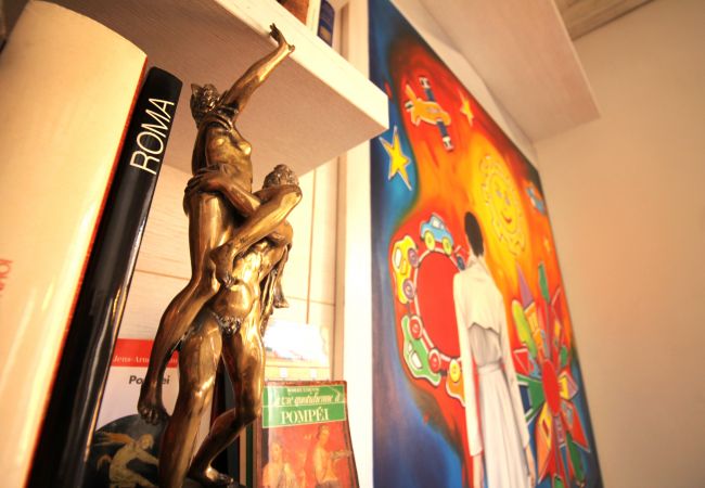Apartment in Roma - The Trevi Fountain and Spanish Steps Experience Apartment in Roma - The Trevi Fountain and Spanish Steps Experience