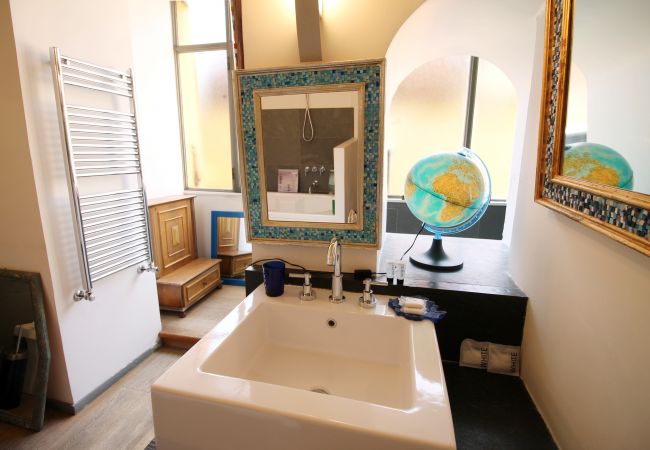Apartment in Roma - The Trevi Fountain and Spanish Steps Experience Apartment in Roma - The Trevi Fountain and Spanish Steps Experience