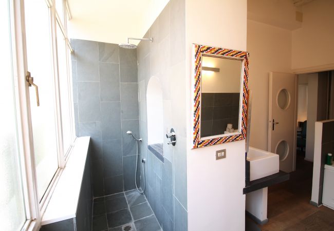 Apartment in Roma - The Trevi Fountain and Spanish Steps Experience Apartment in Roma - The Trevi Fountain and Spanish Steps Experience