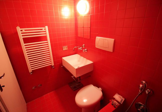Apartment in Roma - The Trevi Fountain and Spanish Steps Experience Apartment in Roma - The Trevi Fountain and Spanish Steps Experience