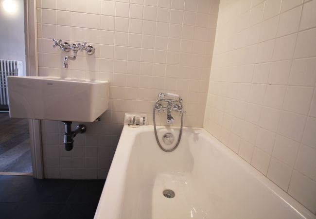 Apartment in Roma - The Trevi Fountain and Spanish Steps Experience Apartment in Roma - The Trevi Fountain and Spanish Steps Experience
