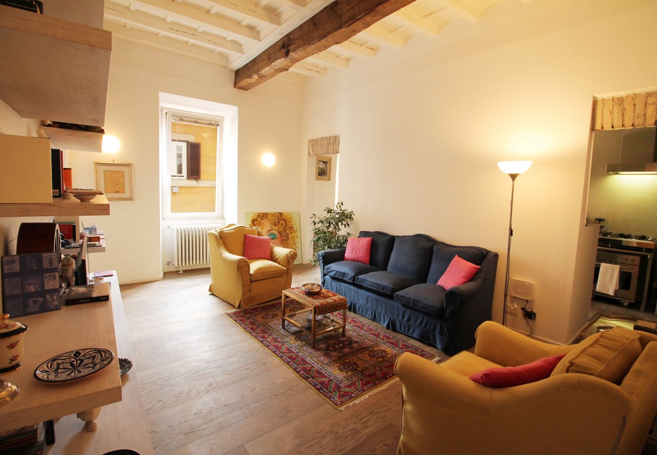 Apartment in Rome - The Trevi Fountain and Spanish Steps Experience