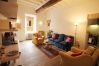 Apartment in Roma - The Trevi Fountain and Spanish Steps Experience Apartment in Roma - The Trevi Fountain and Spanish Steps Experience