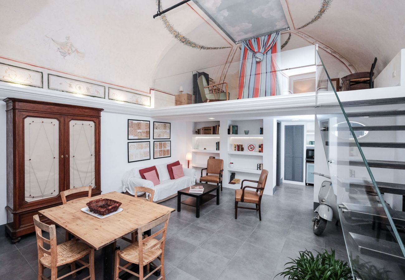 Apartment in Rome - Vespa Studio Loft Trastevere