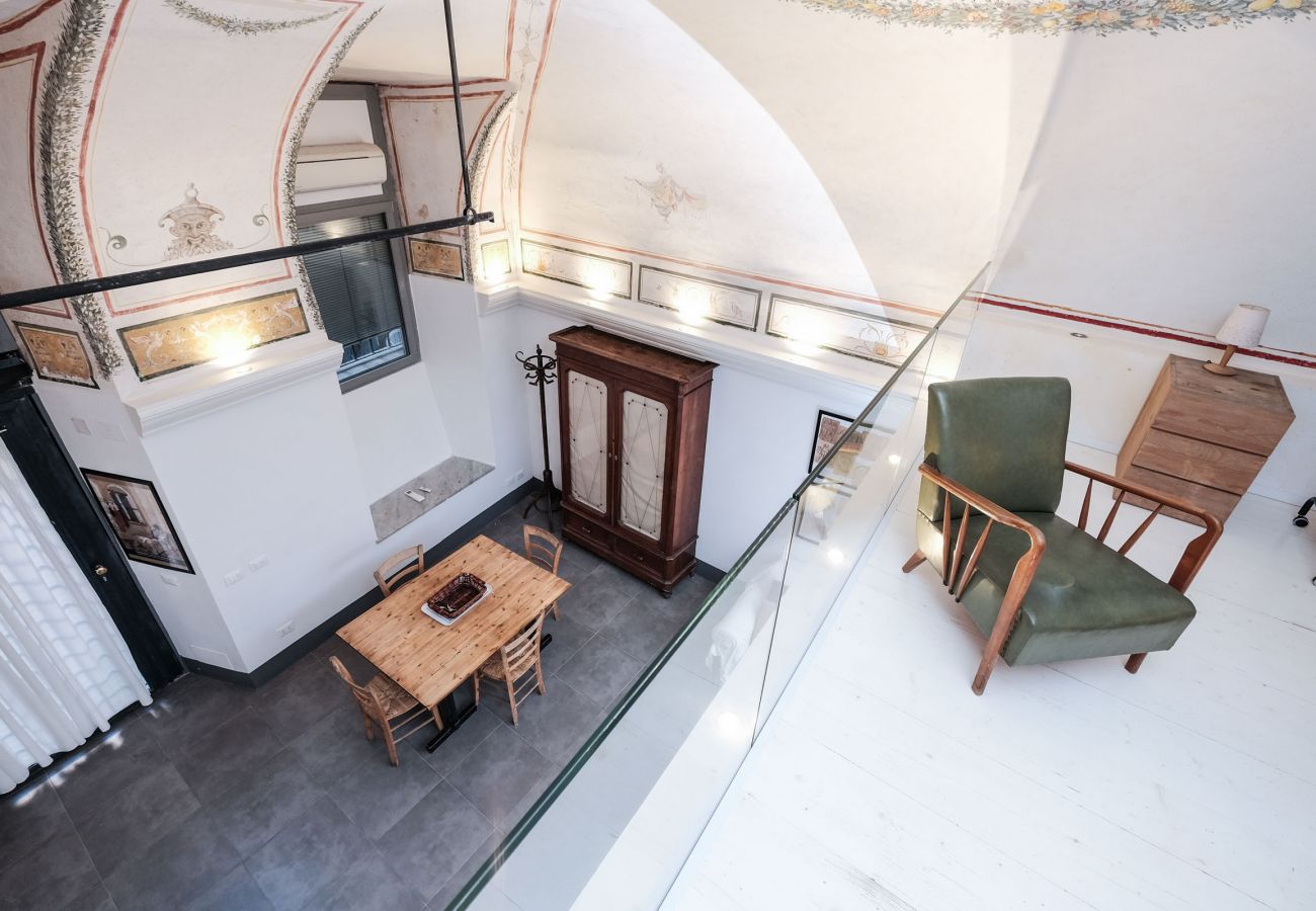 Apartment in Rome - Vespa Studio Loft Trastevere