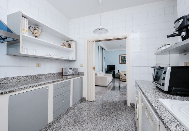 Apartment in Roma - Lush Garden Steps Away from Great Park Apartment in Roma - Lush Garden Steps Away from Great Park