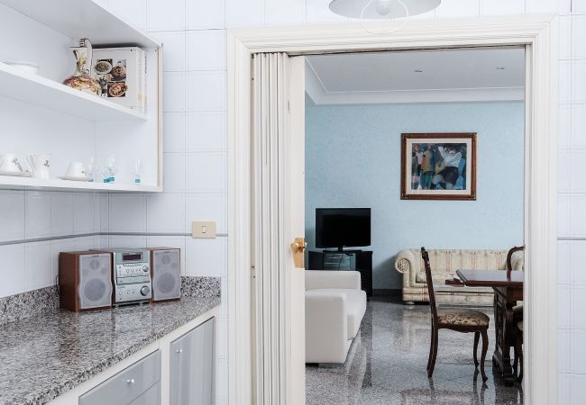 Apartment in Roma - Lush Garden Steps Away from Great Park Apartment in Roma - Lush Garden Steps Away from Great Park