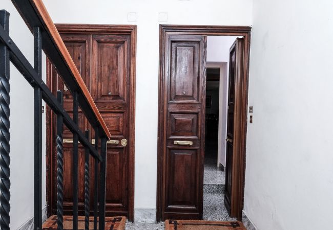 Apartment in Roma - Lush Garden Steps Away from Great Park Apartment in Roma - Lush Garden Steps Away from Great Park