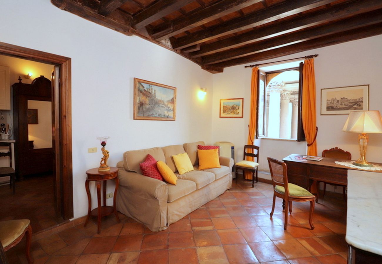 Apartment in Rome - Pantheon Stunning view & Comfort