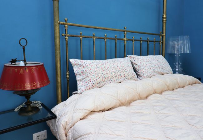 Rent by room in Roma - Trevi palazzo storico B&B La Suite Blu Rent by room in Roma - Trevi palazzo storico B&B La Suite Blu