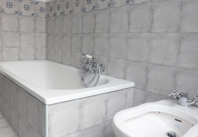 Rent by room in Roma - Trevi palazzo storico B&B La Suite Blu Rent by room in Roma - Trevi palazzo storico B&B La Suite Blu