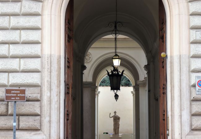 Rent by room in Roma - Trevi palazzo storico suite B&B Rent by room in Roma - Trevi palazzo storico suite B&B